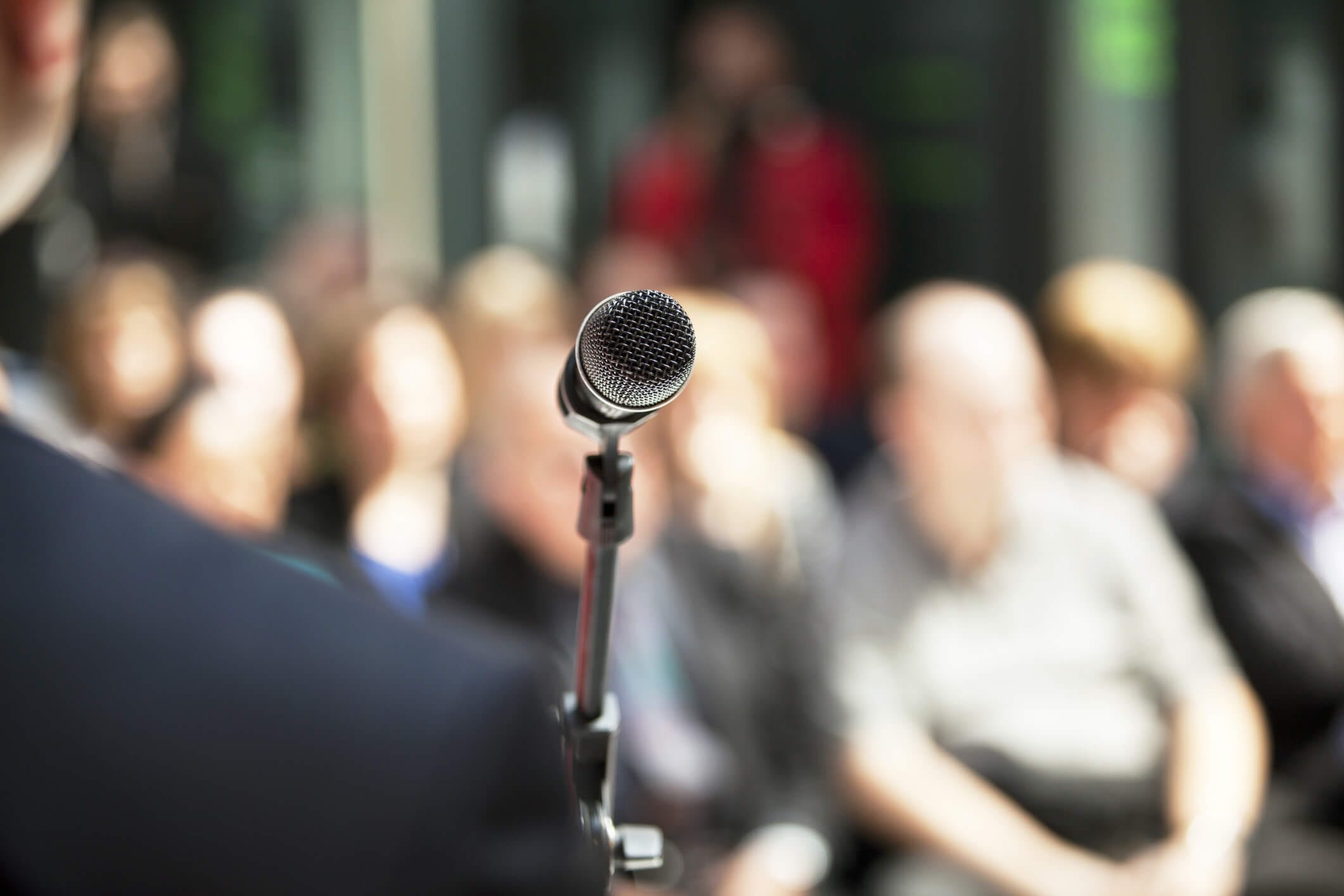 Win the Pitch with These PowerPoint Presentation Tips